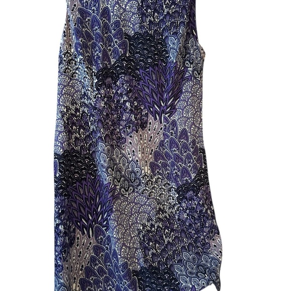 NorthStyle Dresses & Skirts - Sleek patterned dress great for office date or special occasion